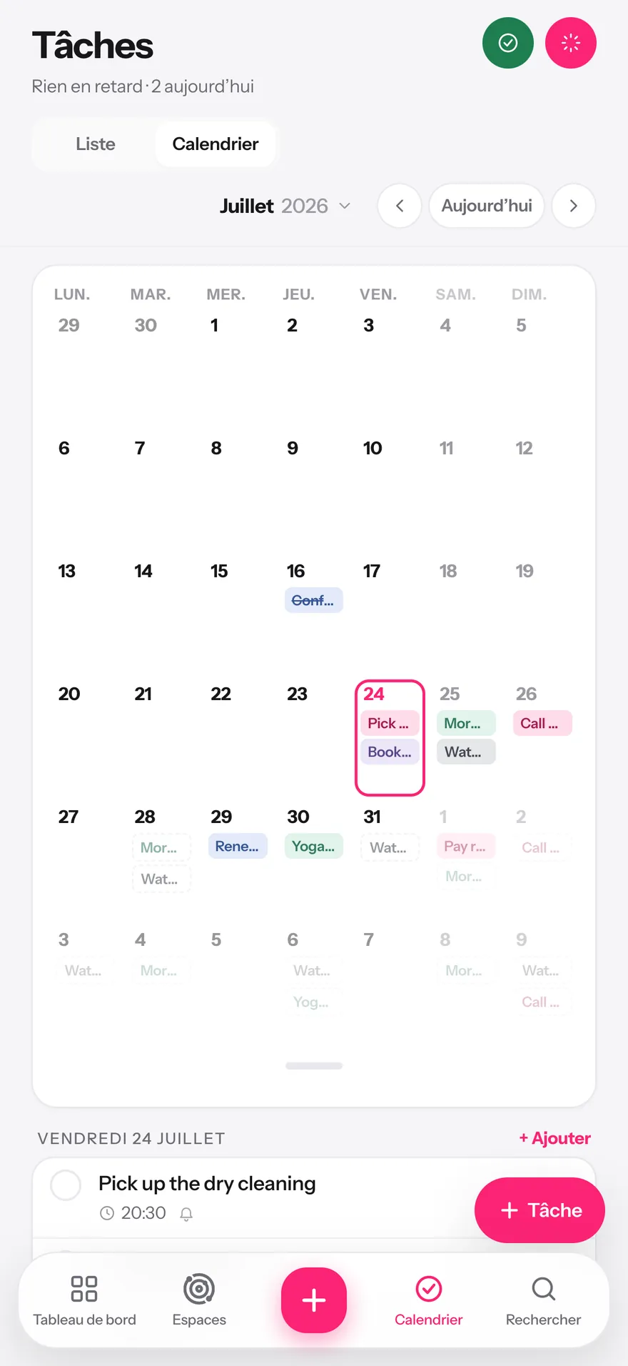 Calendrier mensuel de Glim avec des tâches récurrentes
